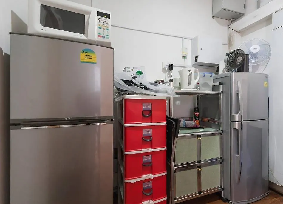 Loftbed Room Within A Lavender Walk Up Apartment For Locals, Pr, Ep, Sp Holders Only, Not Hotel Tourists Singapur