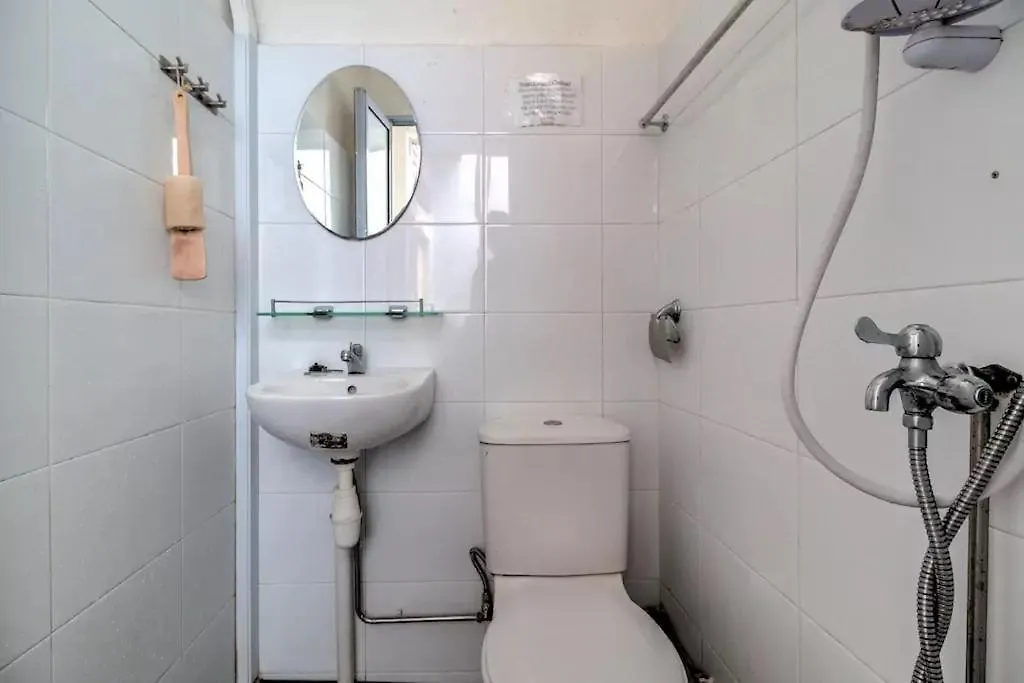 Loftbed Room Within A Lavender Walk Up Apartment For Locals, Pr, Ep, Sp Holders Only, Not Hotel Tourists Singapur