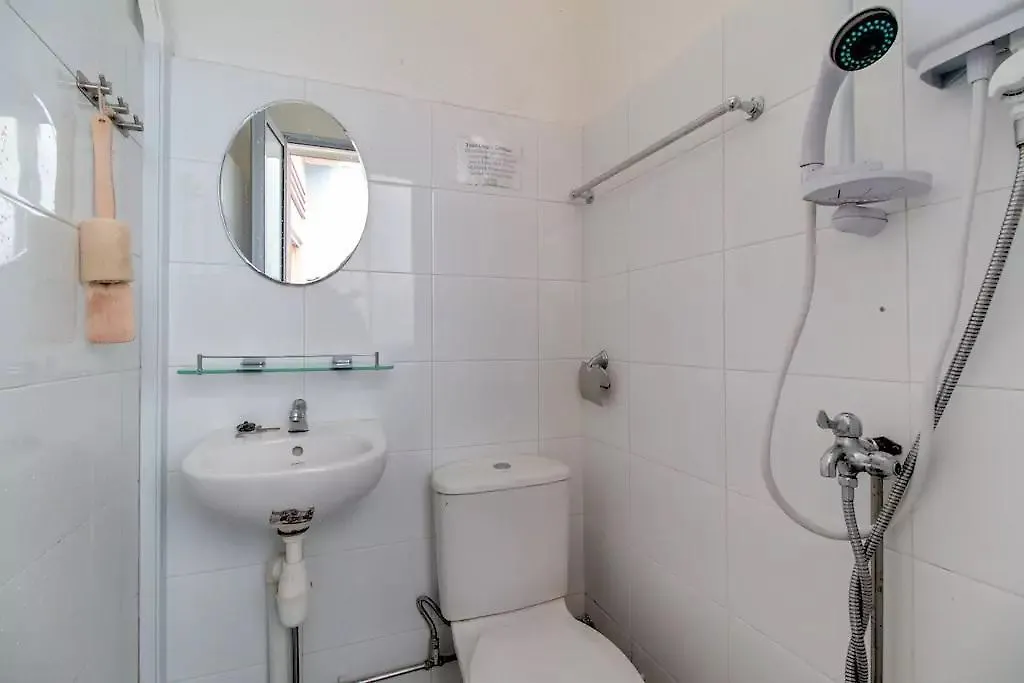 Loftbed Room Within A Lavender Walk Up Apartment For Locals, Pr, Ep, Sp Holders Only, Not Hotel Tourists シンガポール 0*,